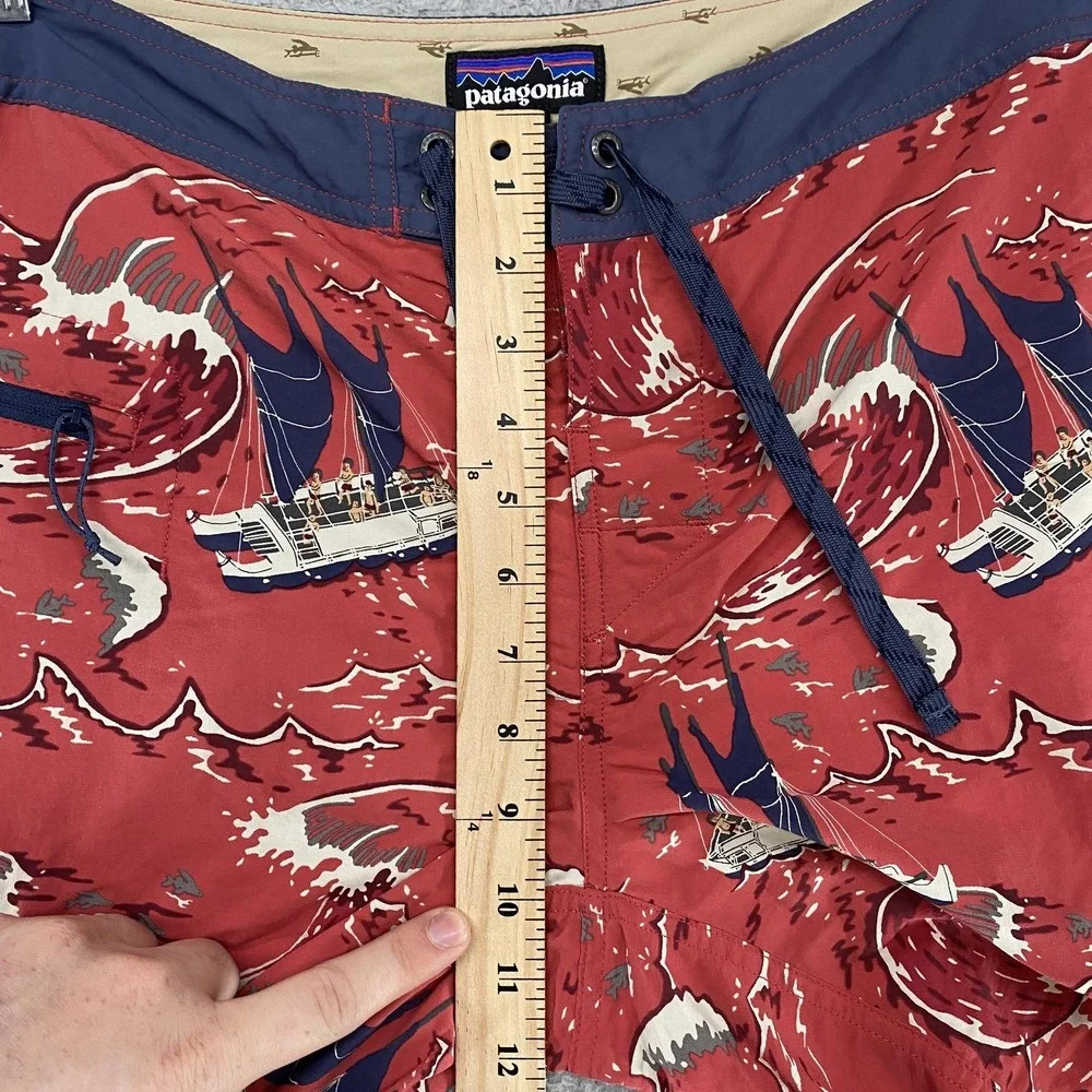 Patagonia Pataloha Board Shorts Mens 30‎ Red Sailing Catamaran Beach Sumer Boat